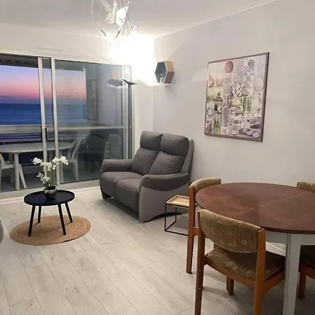 Avec Vue Apartmán