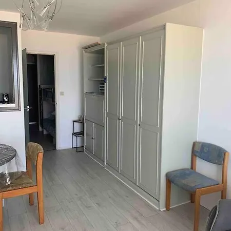 Avec Vue Apartmán
